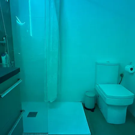 Mirador 5 Del Mercado - Con Bano Privado En El Centro De La Ciudad Vella Homestay *