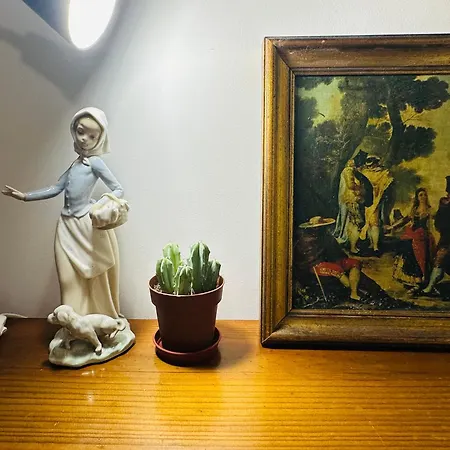 Mirador 5 Del Mercado - Con Bano Privado En El Centro De La Ciudad Vella Homestay