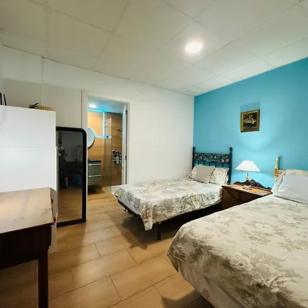 Проживание в семье Mirador 5 Del Mercado - Con Bano Privado En El Centro De La Ciudad Vella *